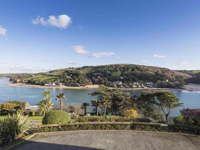 2 Hamstone Court, Devon