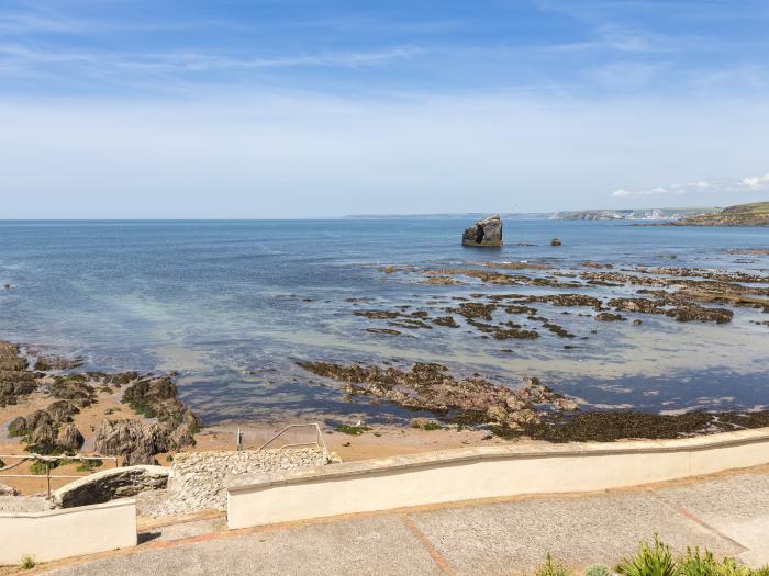 3 Thurlestone Rock, Devon