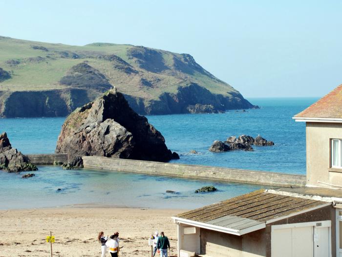 4 Armada House, Hope Cove, Devon