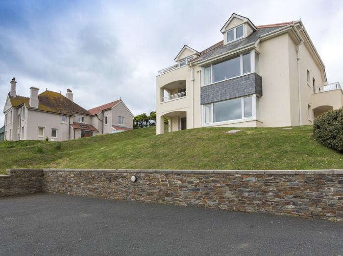 5 Chichester Court, Devon