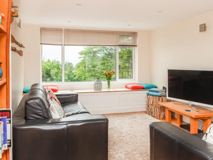 Hydeaway, 7 Grafton Towers, Devon