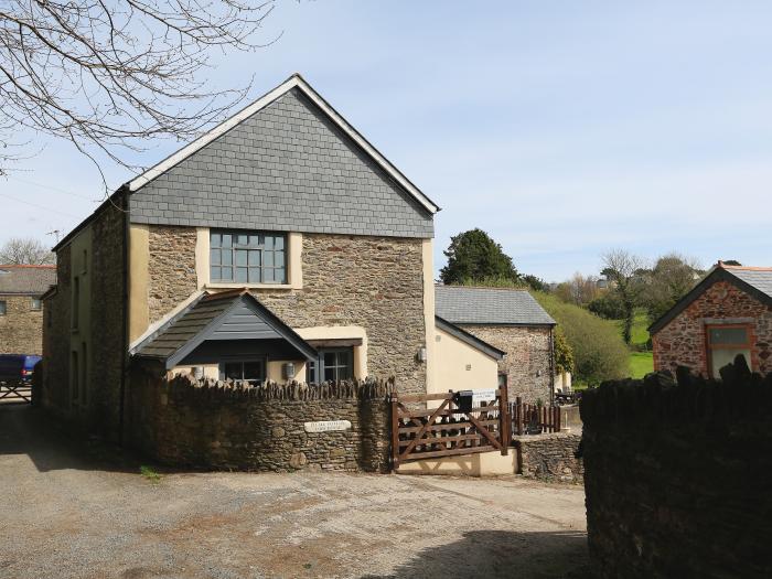 Little Cotton Farmhouse, Dartmouth, Devon, countryside, farmhouse, close to the coast, pet-friendly,