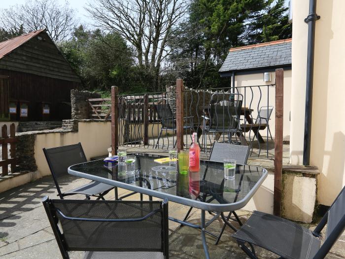 Little Cotton Farmhouse, Dartmouth, Devon, countryside, farmhouse, close to the coast, pet-friendly,