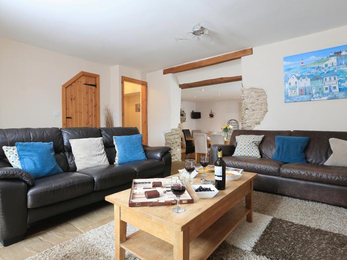 Little Cotton Farmhouse, Dartmouth, Devon, countryside, farmhouse, close to the coast, pet-friendly,