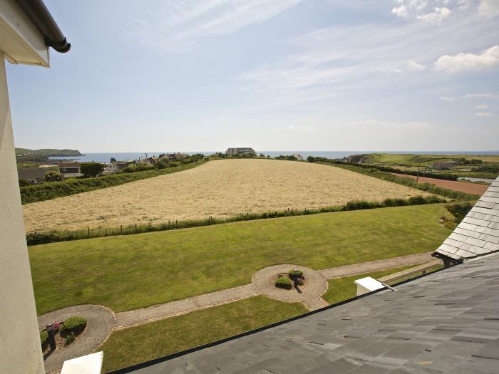 Ocean View Apartment, Thurlestone