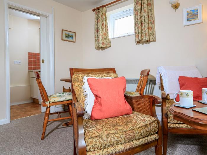 Sunrise, 8 Melbury, Devon