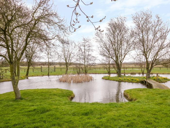 Wigrams Canalside Cottage, Warwickshire