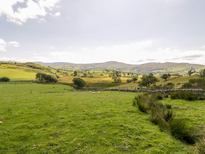 Yr Hen Stabal, Trawsfynydd