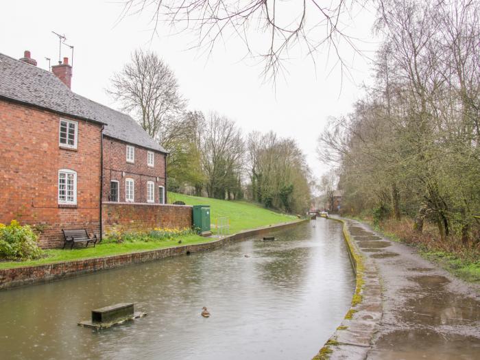 Tub Boat Cottage, Shropshire