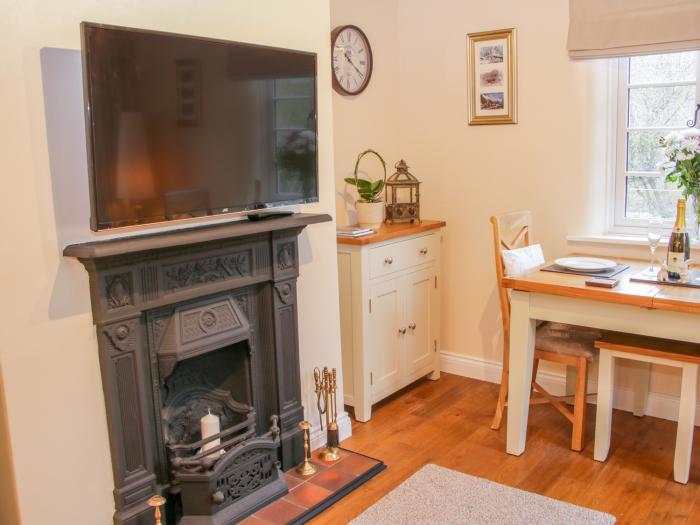 Tub Boat Cottage, Shropshire