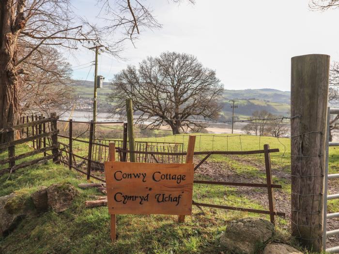 Cymryd Uchaf, Wales