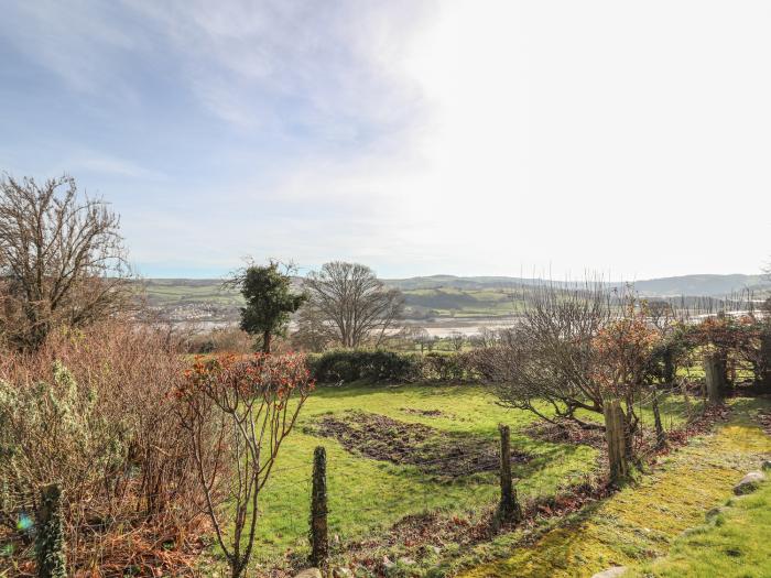 Cymryd Uchaf, Wales