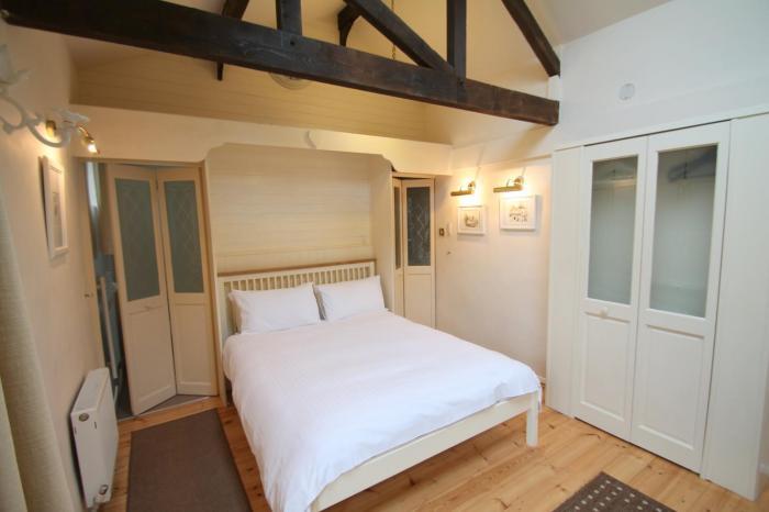 Little Court Apartment, Porlock, Porlock, Somerset