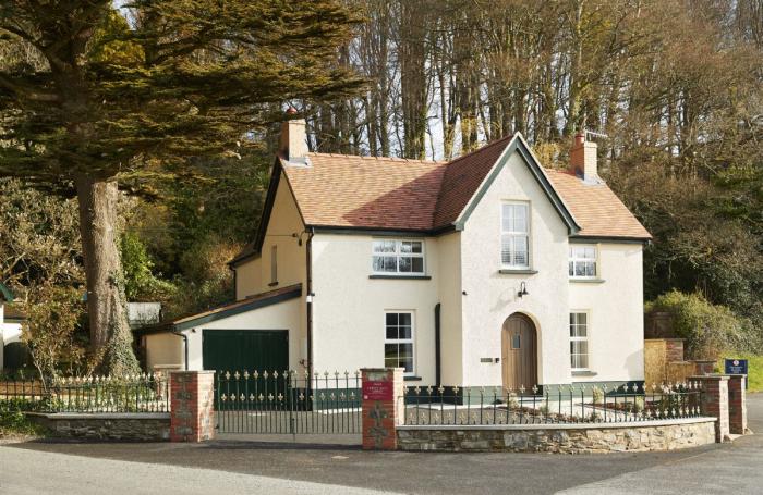 Coppet Hall Lodge, Saundersfoot, Pembrokeshire