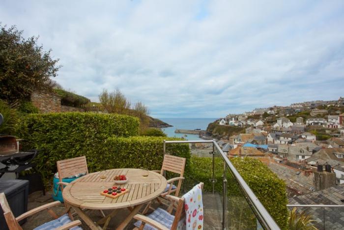 Jackdaws, Port Isaac, Cornwall