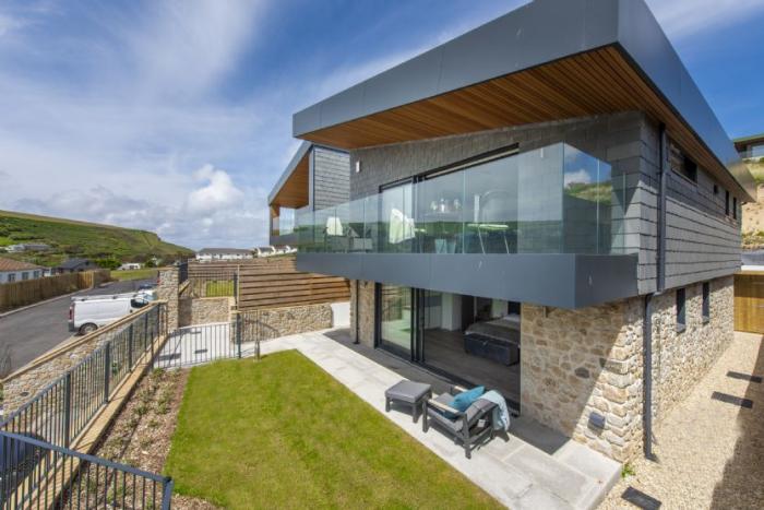 The Shore, Mawgan Porth, Cornwall