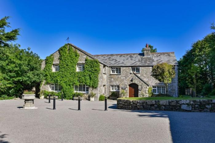 The Manor  House - West Wing, Lanreath, Cornwall