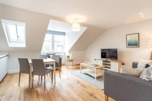 ALTIDO City Centre Apartment, Edinburgh, Midlothian