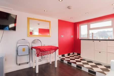 Studio flat 15 min from Greenwich ( en-suite)