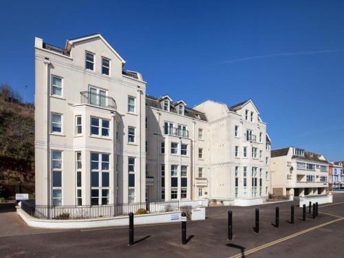 Modern Apartment in Dawlish with Dawlish Coast view, Dawlish, Devon