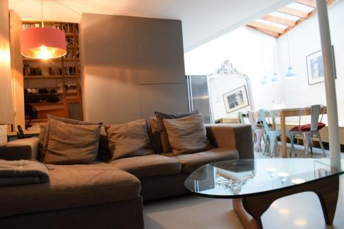 2 Bedroom House with Roof Terrace, London, London