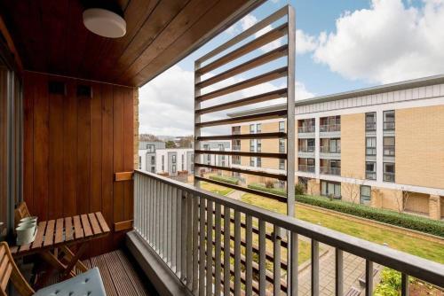 ALTIDO Ultra Stylish 2 Bed/2 Bath with Balcony & Parking