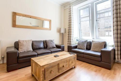 Historic Apartment 20 Minutes Walk to Princes St, Edinburgh, Midlothian