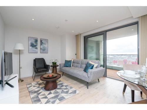 2BR Apartment with views in King's Cross