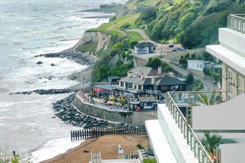 Sea Gaze, Ventnor Beach