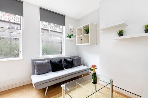 City Apartments by Flexystays, London, London