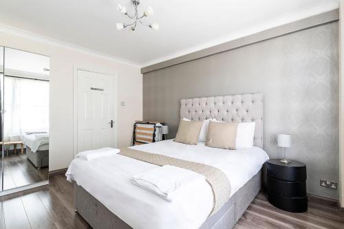 Gorgeous 4 bedrooms apartment near Hyde Park and Oxford St