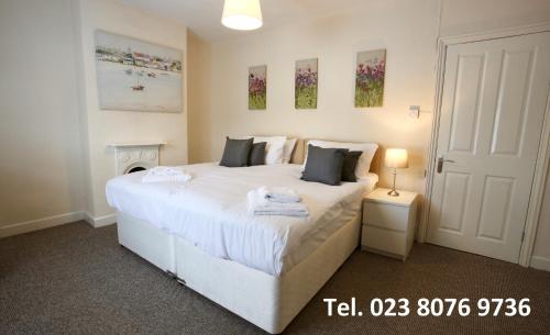 Free parking, Cosy House in the Center of Taunton! Sleeps 6 people!, Taunton, Somerset