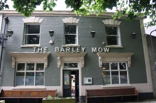 The Barley Mow centrally located 3 bed apartment