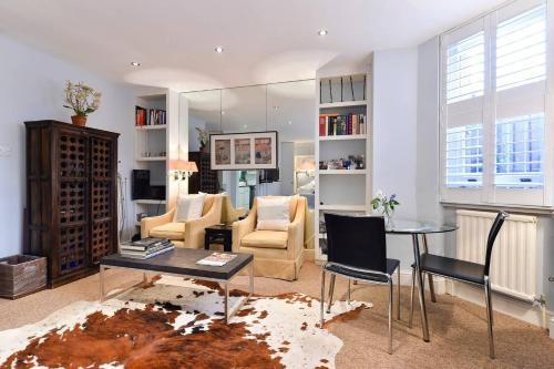 Chic studio for 2 in Kensington, near Fulham rd