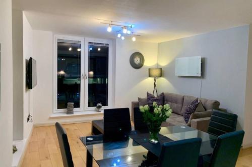 2 Bedroom Penthouse Birmingham, Birmingham, West Midlands