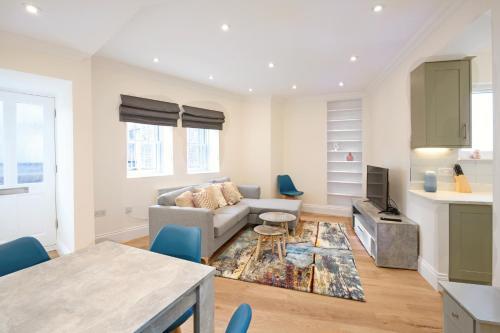 Boutique Apartment in Knightsbridge Mews