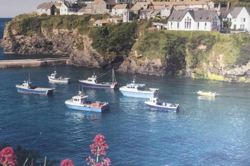 Bay House - Lobber. Port Isaac Dog Friendly Apartment with Sea Views, Port Isaac, Cornwall