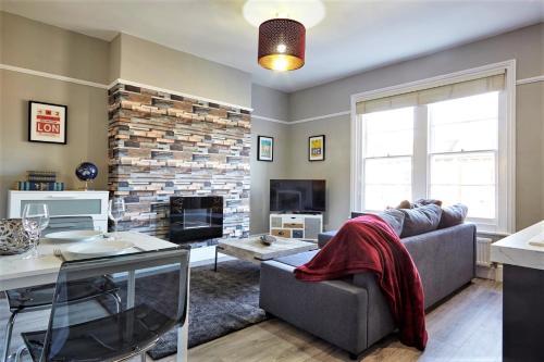 The Sunningdale - Your Apartment, Bristol, Bristol