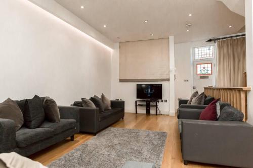 Gorgeous House In The Heart of Chelsea, Sleeps 7