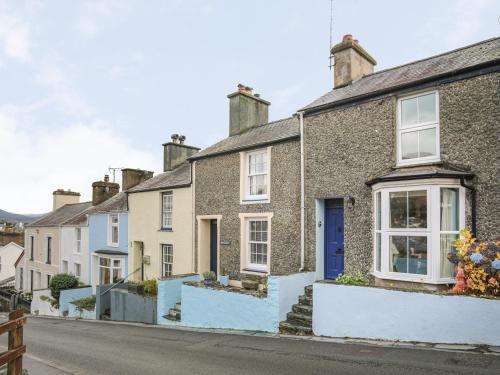 Maenllwyd, Porthmadog, Gwynedd