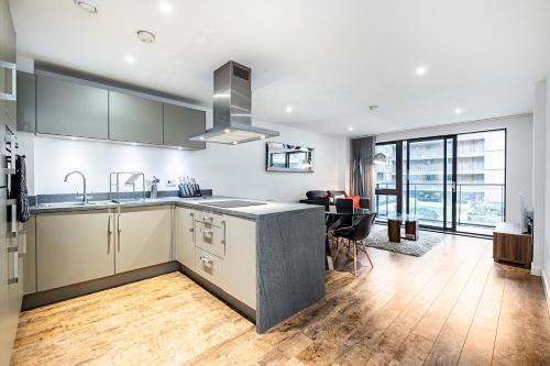 Linfield Apartments by Flexystays, London, London