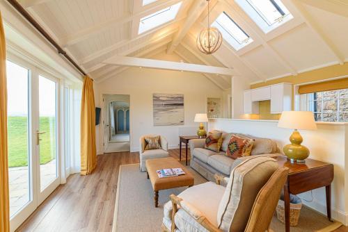 North Berwick Chateau Sleeps 16