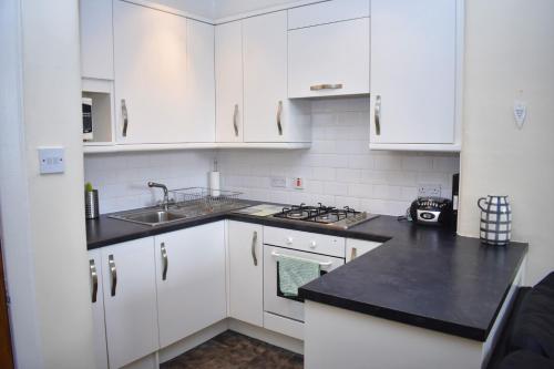 Gibson Terrace - Cosy 1BR by the canal 10 mins to Grassmarket