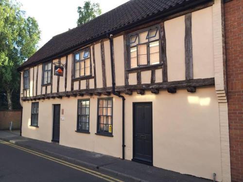 No. 82 Grade II Listed Norwich City Centre Flat