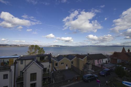 No.10 - Luxury Mumbles Home with a View