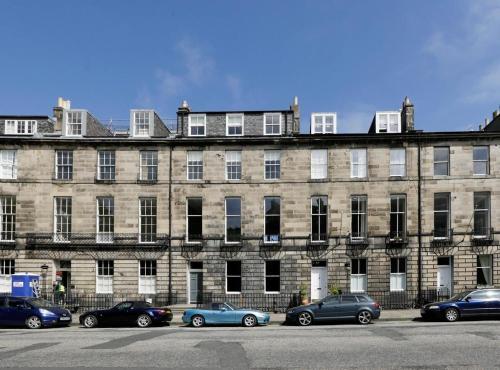 Beautiful Edinburgh New Town Apartment