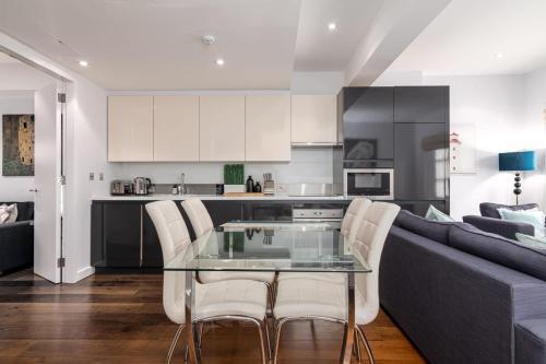 GuestReady - Prestigious 3BR Family Flat in Mayfair By Hyde Park WIFI