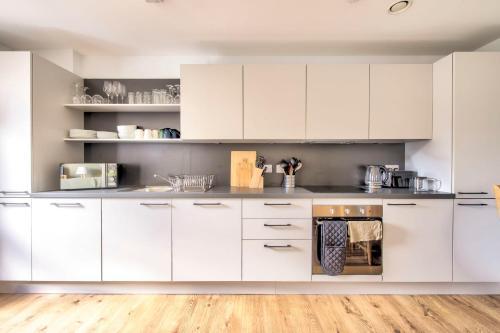 GuestReady - Charming 2BR Flat Fits 5 near Vibrant Leith