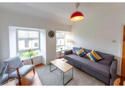 ALTIDO Newly Renovated Stockbridge Apartment, Edinburgh, Midlothian