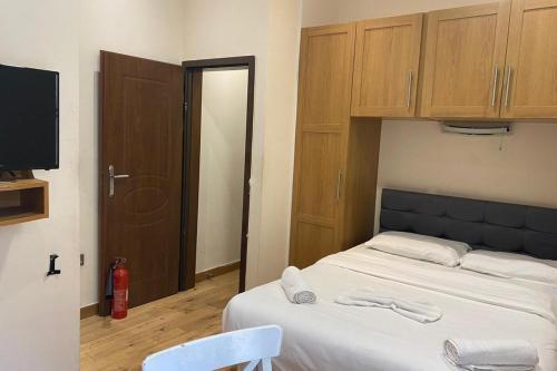 Awesome Studio Near Hyde Park-R17-B32, London, London